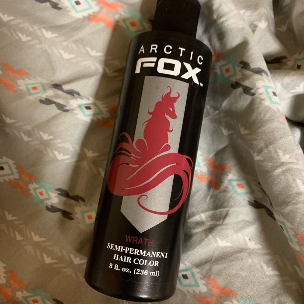 Arctic Fox Semi-Permanent hair color